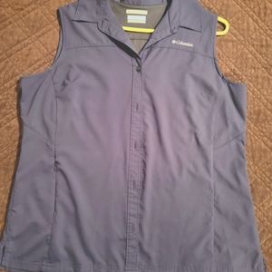 Women's Columbia shirt